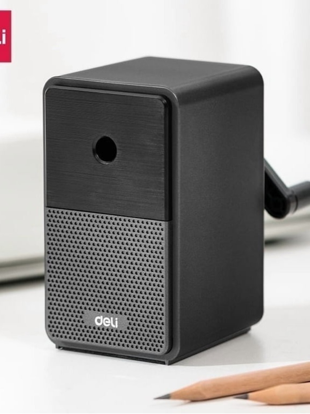 Deli Black Portable Pencil Sharpener - Compact Manual Sharpener